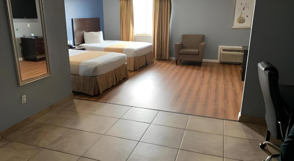 Rodeway Inn & Suites Port Arthur - Groves Exterior photo