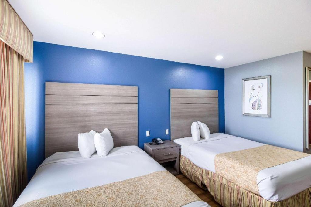 Rodeway Inn & Suites Port Arthur - Groves Exterior photo